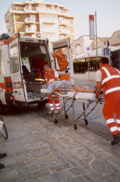 interviene l'ambulanza